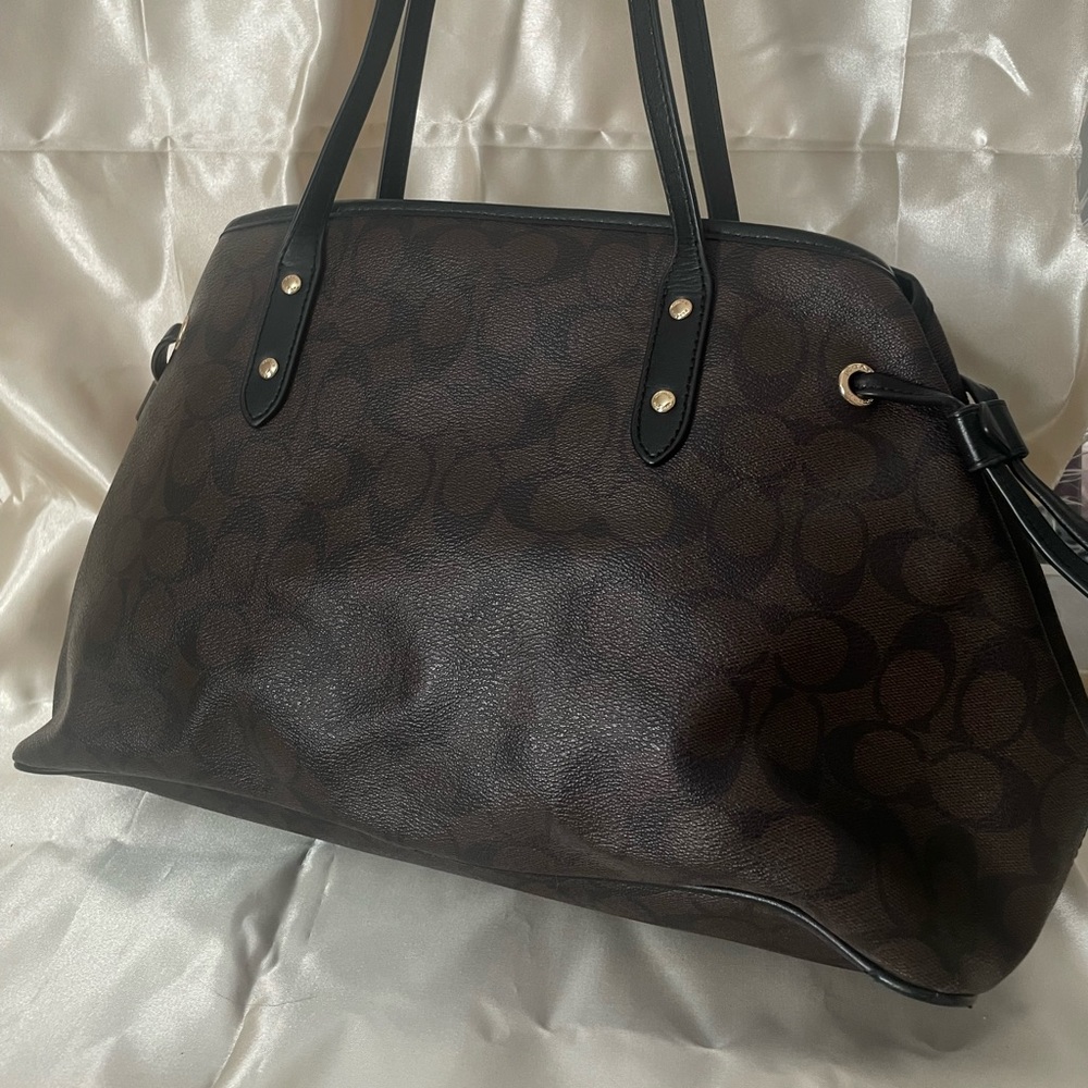 Coach Drawstring Carryall In Signature Canvas - Picture 3 of 7